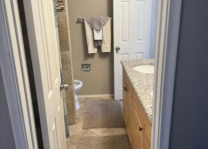 Old Town 2 Bedroom Gem! Scottsdale